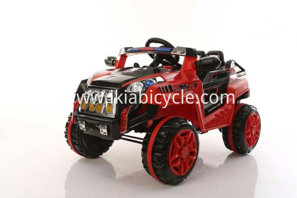 Super powder electric car alang sa mga bata
